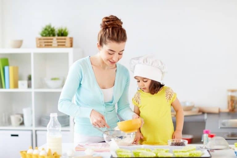 mom cooking with kids